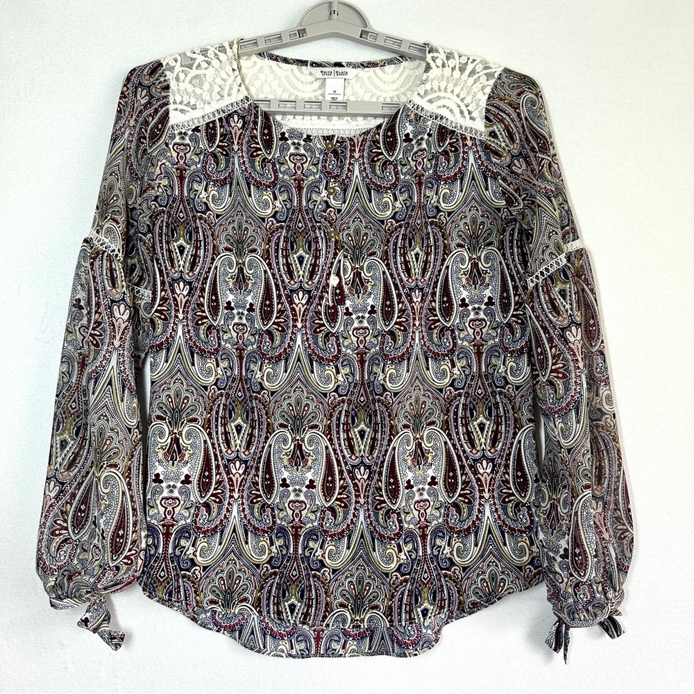 White House Black Market Sheer Top 12 Boho Paisley Lace Tie Sleeves Pullover